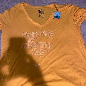 Nike Short Sleeve Shirt Size XXL